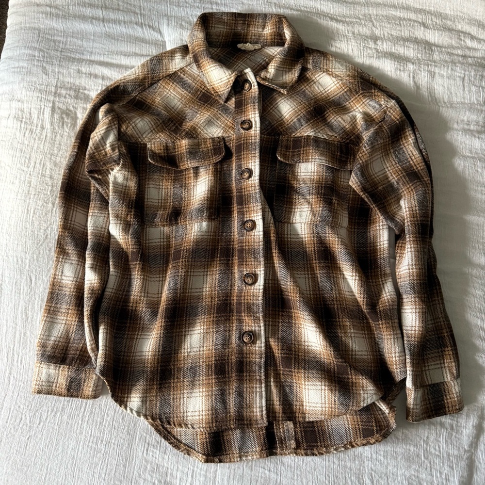La Hearts Brown and Cream Plaid Button Down Shirt